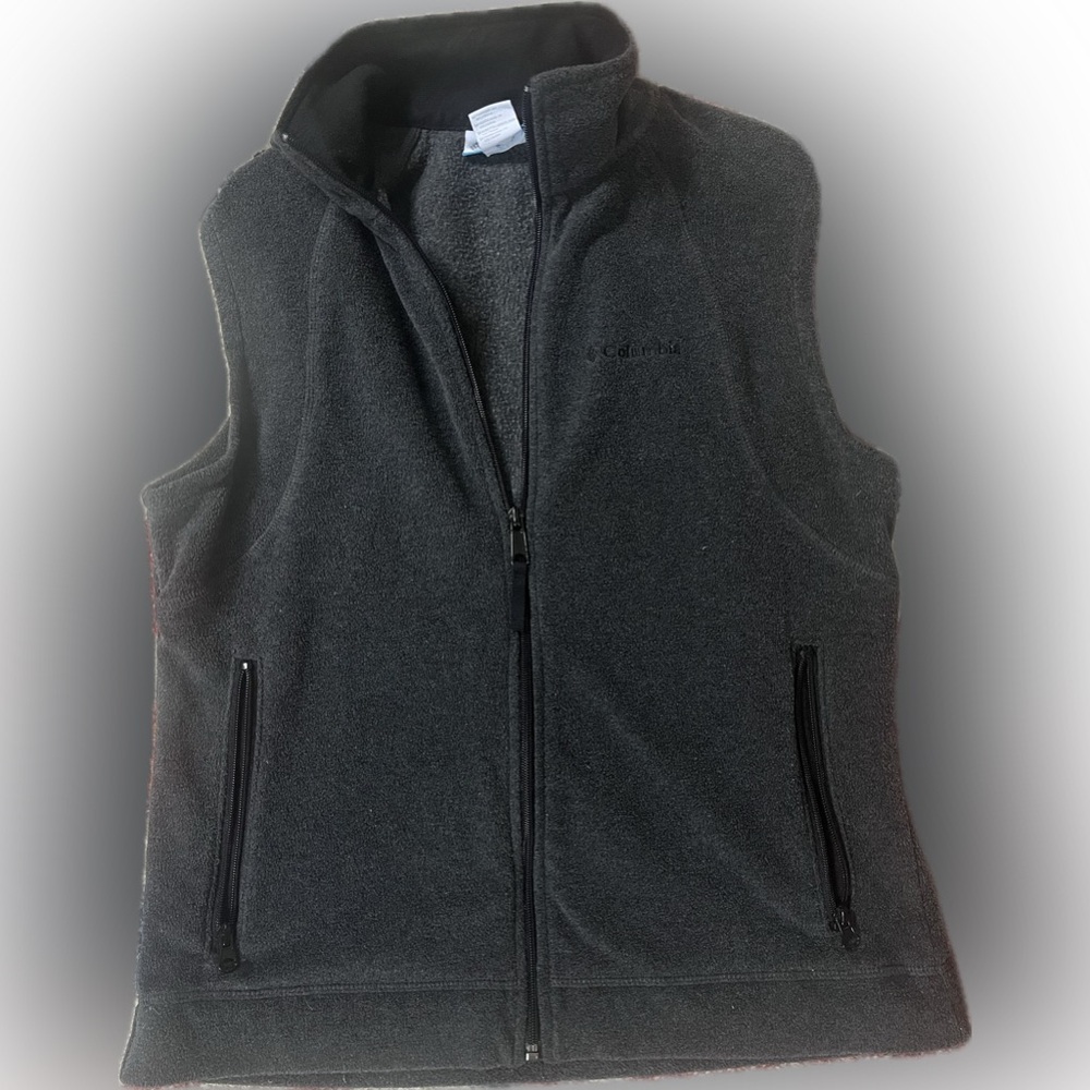 Columbia Women’s Charcoal Fleece Vest
